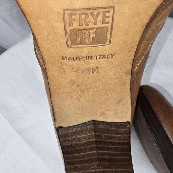 Frye Brown Bella Lace Up Leather Heeled Ankle Boots - Picture 11 of 12